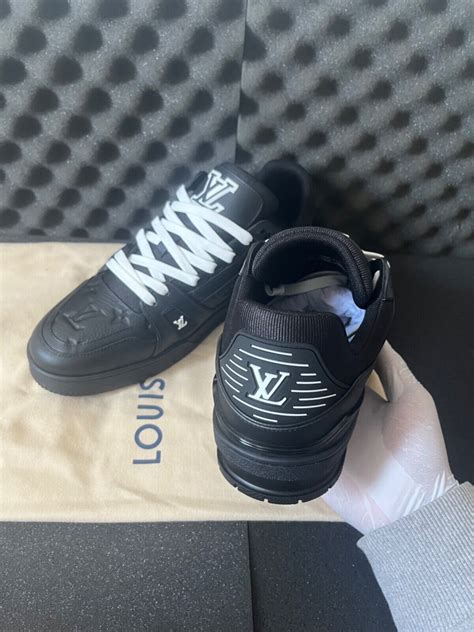 V.n.r cloth low trainers Louis Vuitton Black size 5.5 UK in Cloth 